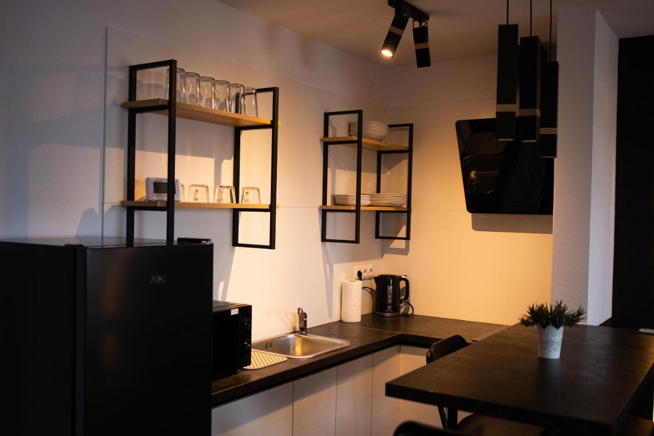 The Home Sweet Home Studio Apartment جورجيني المظهر الخارجي الصورة